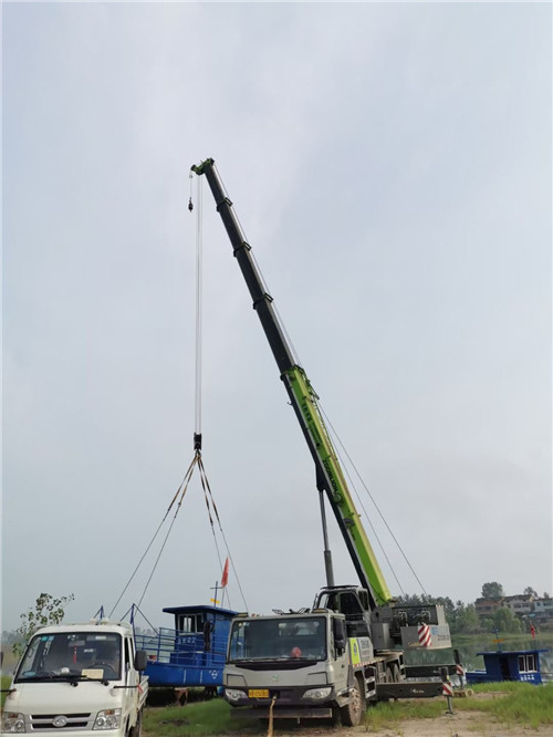 梁河县桥梁建设吊装案例